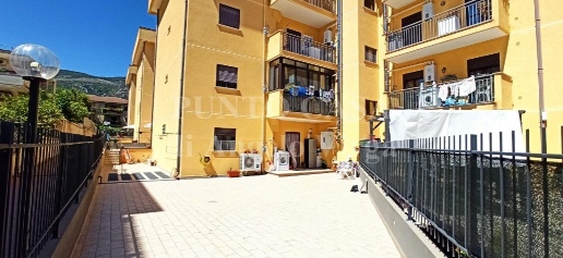 appartamento in vendita a Palermo in zona San Lorenzo