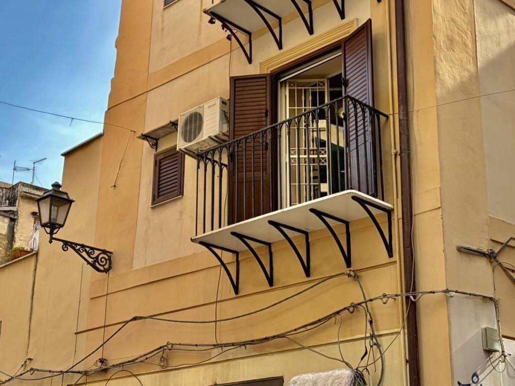 appartamento in vendita a Palermo in zona Centro storico