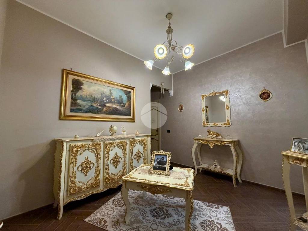 appartamento in vendita a Palermo in zona Zisa