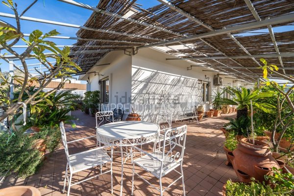 appartamento in vendita a Palermo in zona Libertà