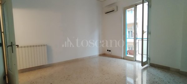 appartamento in vendita a Palermo in zona Malaspina/Palagonia