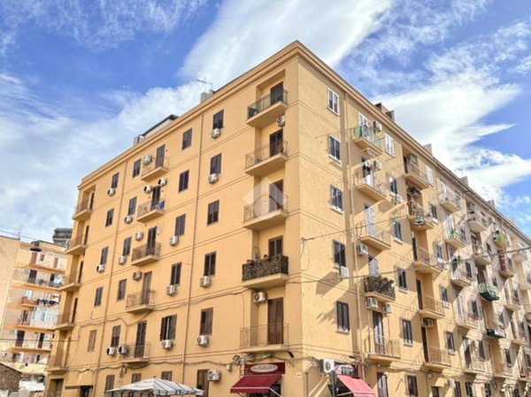appartamento in vendita a Palermo in zona Oreto