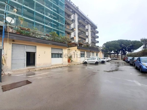 ufficio in vendita a Palermo in zona Borgo Nuovo