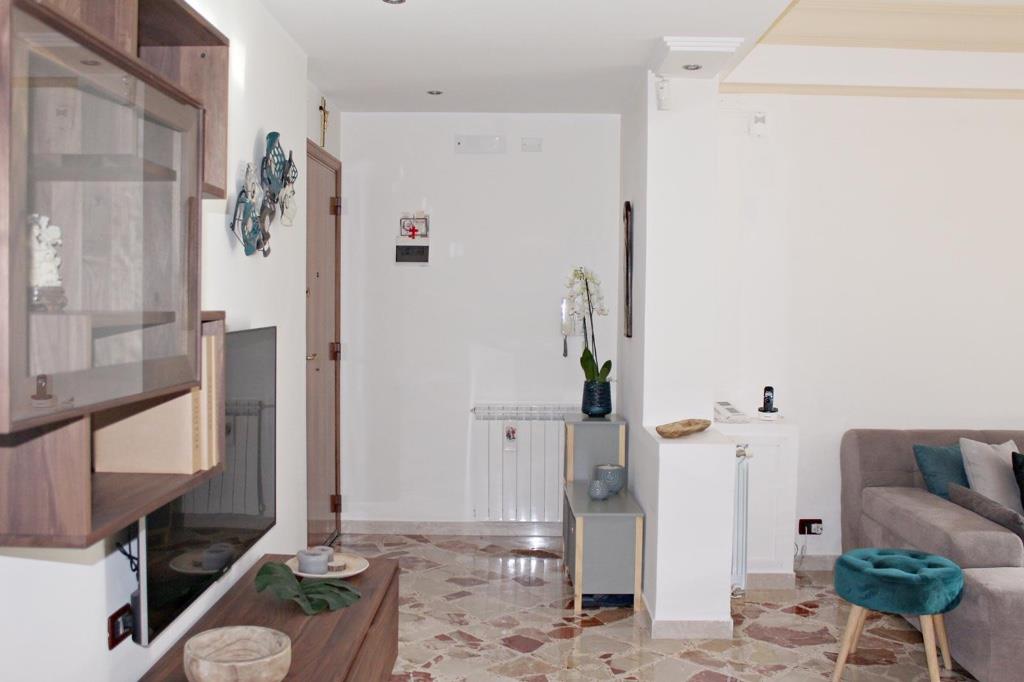 appartamento in vendita a Palermo in zona Chiavelli