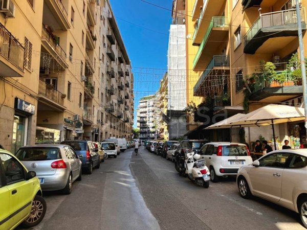 negozio in vendita a Palermo in zona Libertà