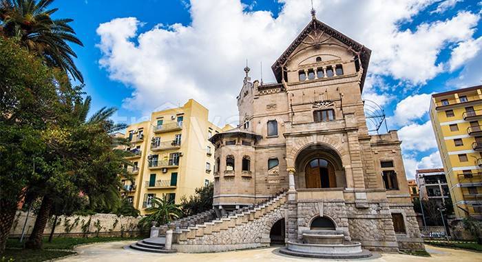 appartamento in vendita a Palermo in zona Zisa