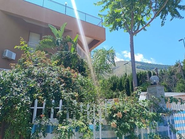 appartamento in vendita a Palermo in zona San Lorenzo