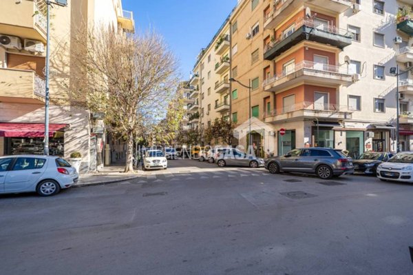 appartamento in vendita a Palermo in zona Politeama