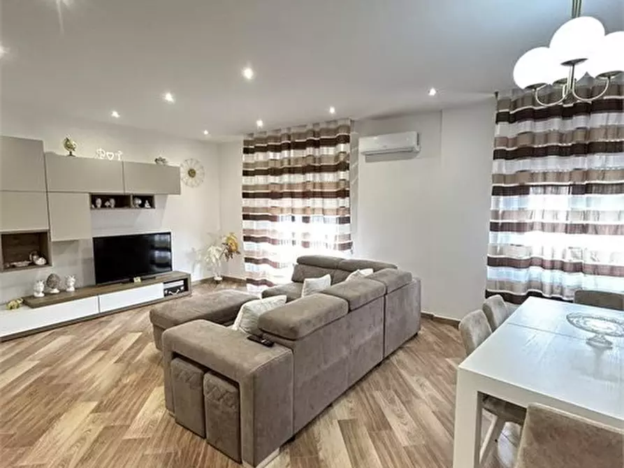 appartamento in vendita a Palermo in zona Chiavelli