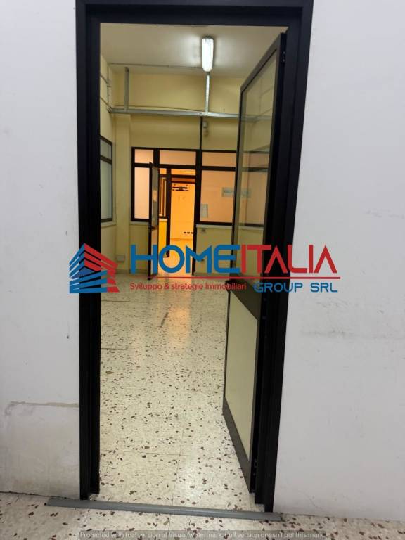 locale commerciale in vendita a Palermo in zona Zisa