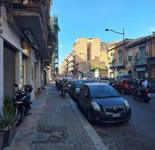 appartamento in vendita a Palermo in zona Oreto