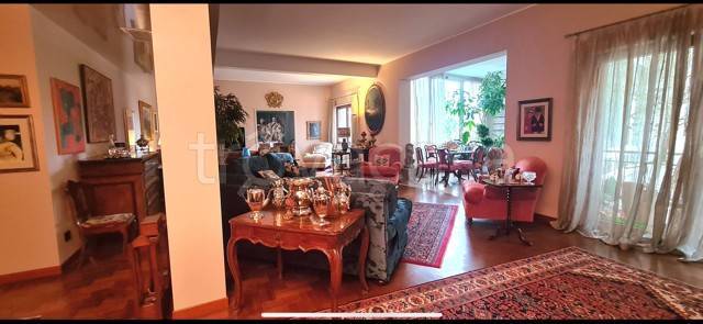 appartamento in vendita a Palermo in zona Libertà