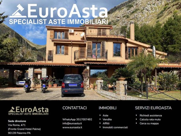 casa indipendente in vendita a Palermo in zona Partanna