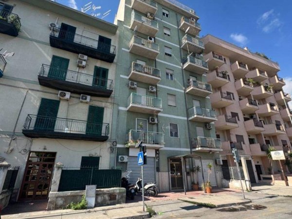 appartamento in vendita a Palermo in zona Baida