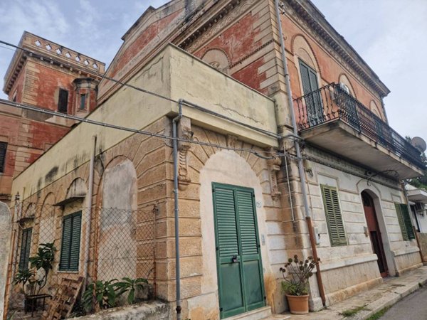 casa indipendente in vendita a Palermo in zona San Lorenzo