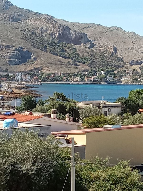 appartamento in vendita a Palermo in zona Sferracavallo