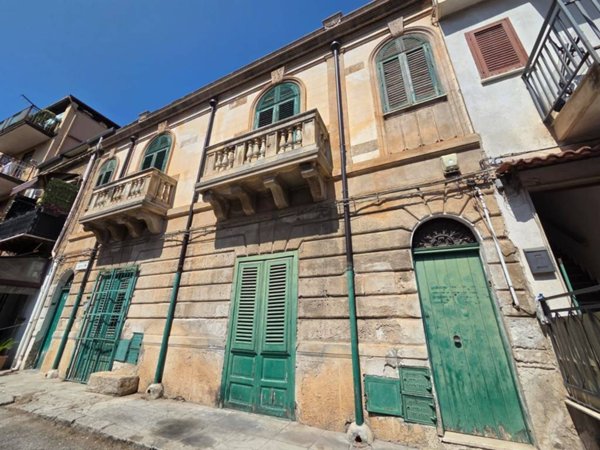 appartamento in vendita a Palermo in zona Villagrazia/Falsomiele