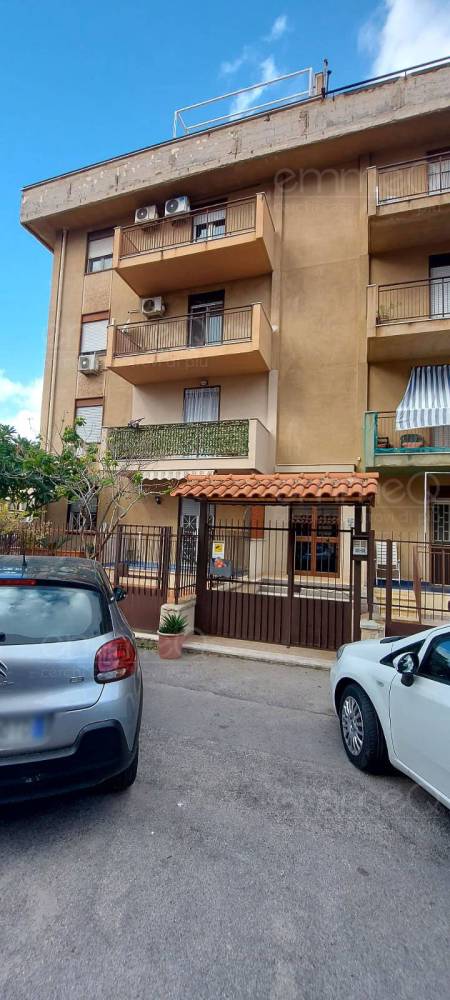 appartamento in vendita a Palermo in zona Brancaccio