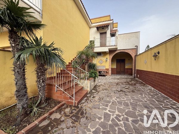 casa indipendente in vendita a Palermo in zona Partanna