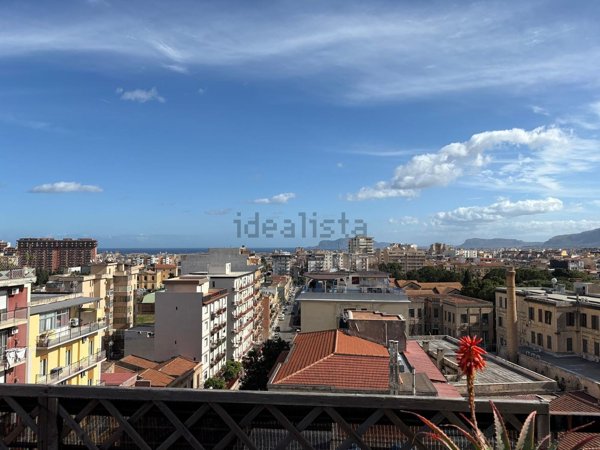 appartamento in vendita a Palermo in zona Altarello