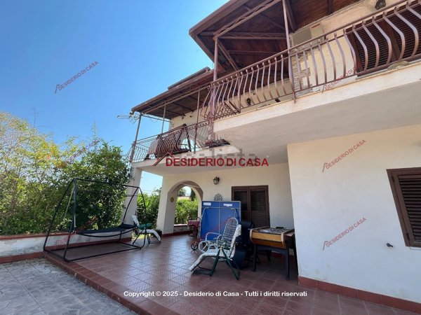 casa indipendente in vendita a Palermo in zona Mezzomonreale