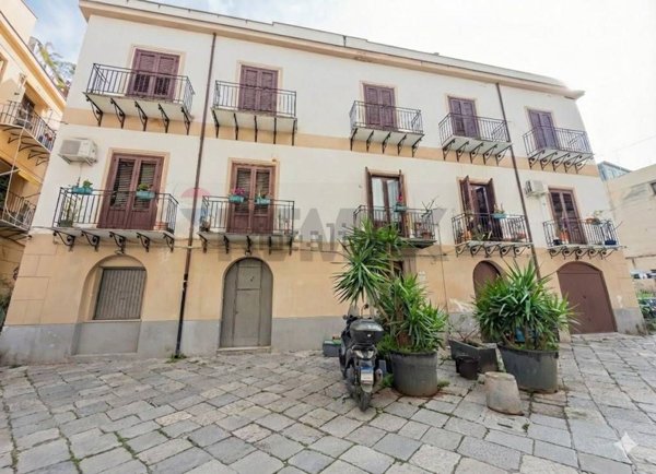 appartamento in vendita a Palermo in zona Centro storico
