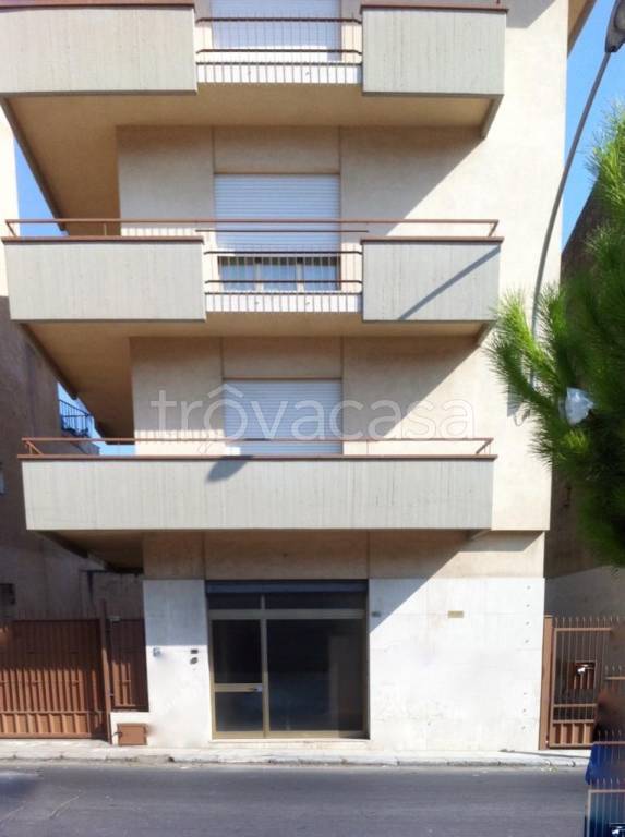 appartamento in vendita a Palermo in zona Zisa