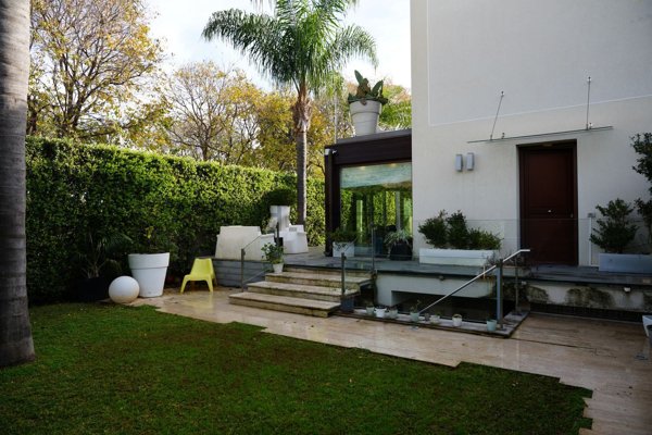 casa indipendente in vendita a Palermo in zona Mondello