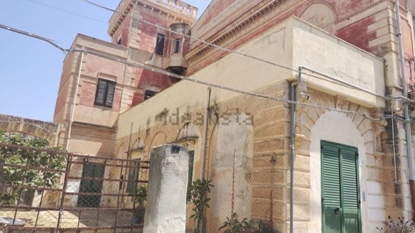 casa indipendente in vendita a Palermo
