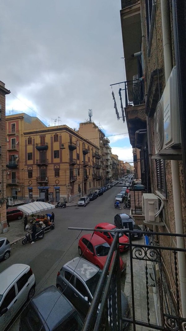 appartamento in vendita a Palermo in zona Oreto