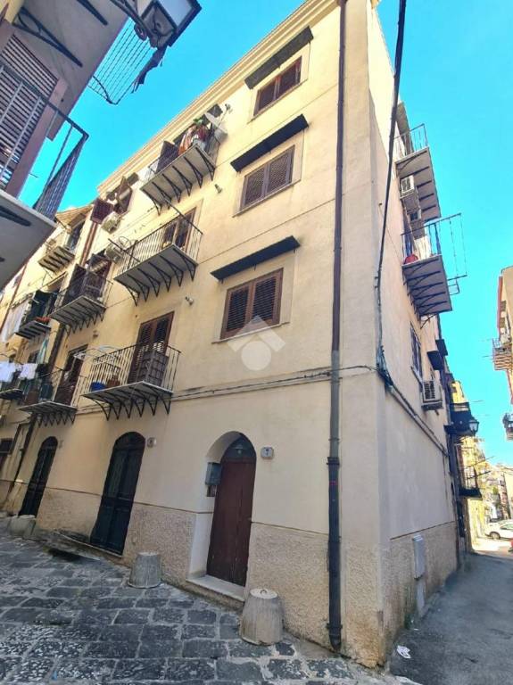 appartamento in vendita a Palermo in zona Centro storico