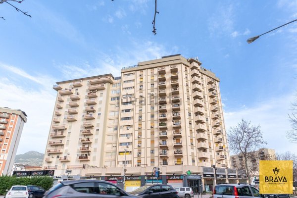 appartamento in vendita a Palermo in zona Libertà