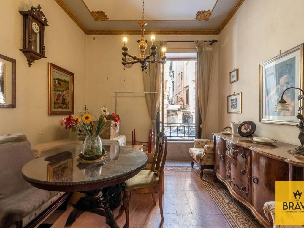 appartamento in vendita a Palermo in zona Politeama