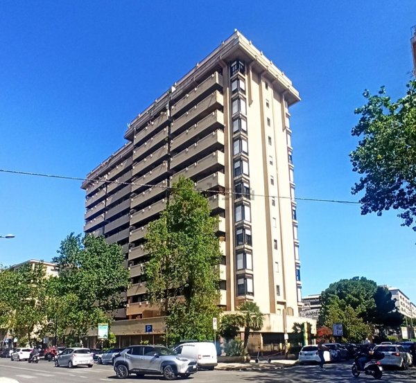 appartamento in vendita a Palermo in zona Libertà