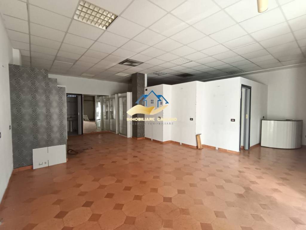 negozio in vendita a Palermo in zona Libertà