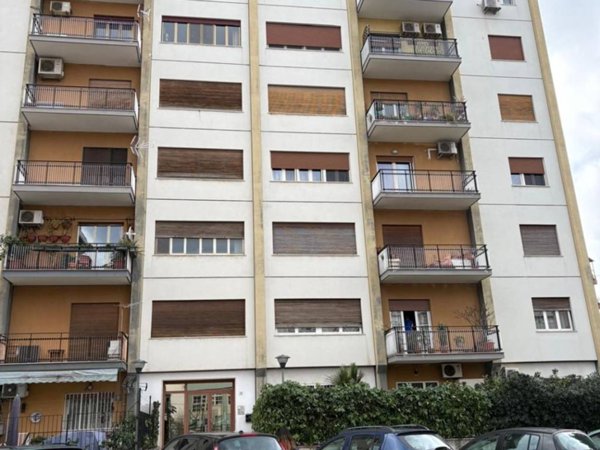 appartamento in vendita a Palermo in zona Montegrappa / Santa Rosalia