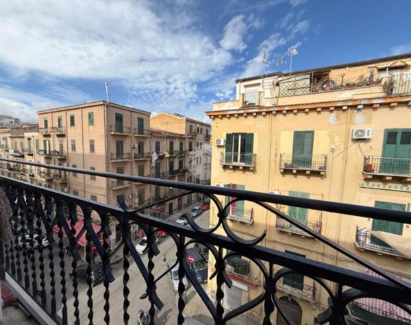 appartamento in vendita a Palermo in zona Oreto