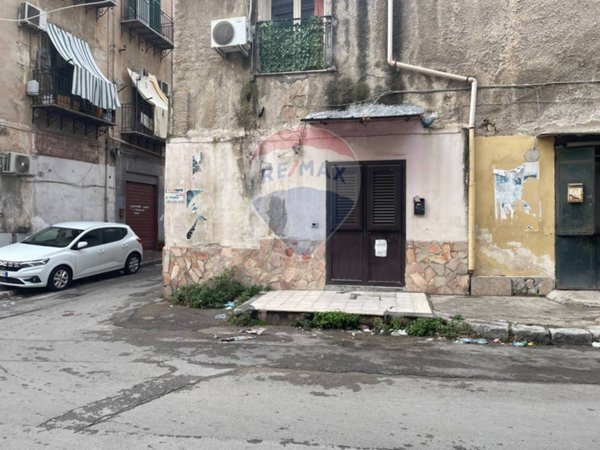 appartamento in vendita a Palermo in zona Zisa