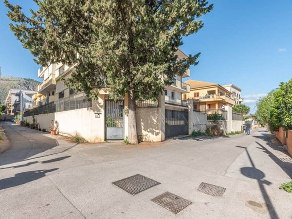 appartamento in vendita a Palermo in zona Pallavicino