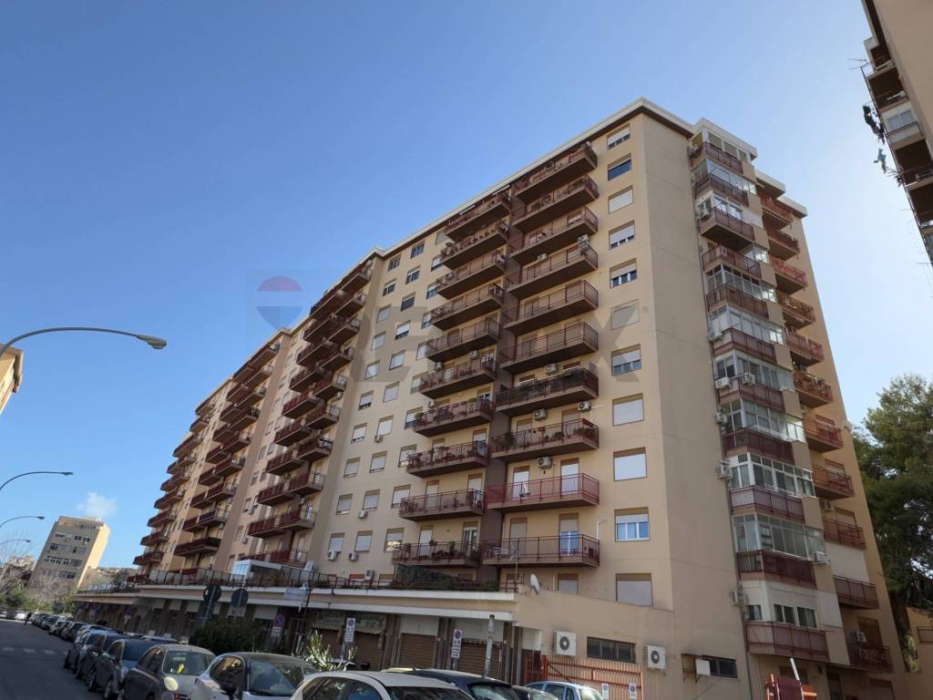 appartamento in vendita a Palermo in zona Calatafimi / Cuba