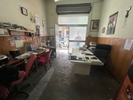 negozio in vendita a Palermo in zona Zisa