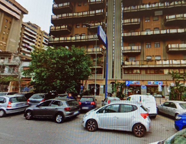 appartamento in vendita a Palermo in zona Politeama