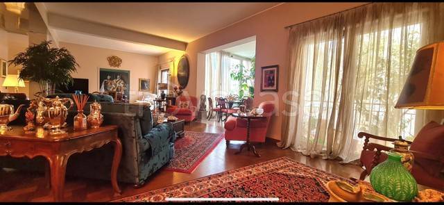 appartamento in vendita a Palermo in zona Libertà