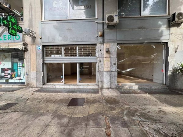 negozio in vendita a Palermo