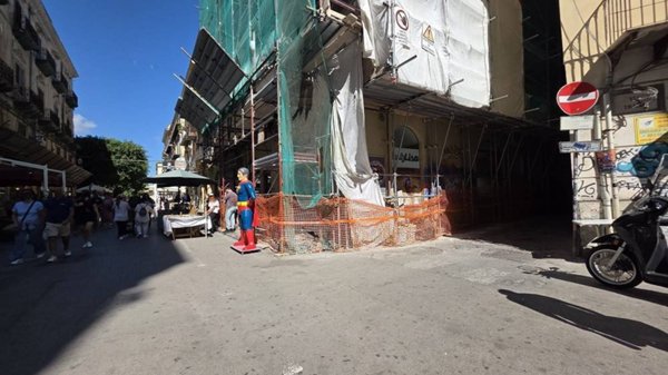 casa indipendente in vendita a Palermo in zona Zisa