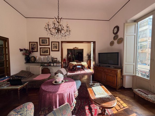 appartamento in vendita a Palermo in zona Zisa