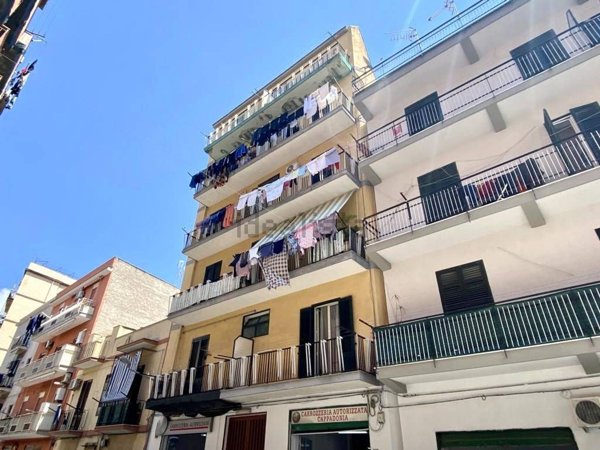 appartamento in vendita a Palermo in zona Zisa