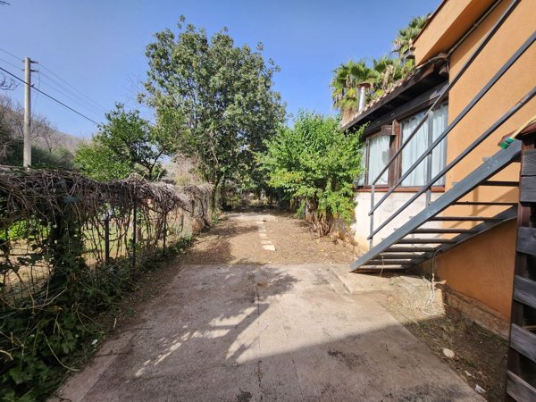 appartamento in vendita a Palermo in zona Tommaso Natale