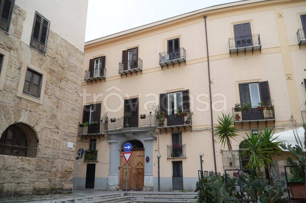 appartamento in vendita a Palermo in zona Centro storico