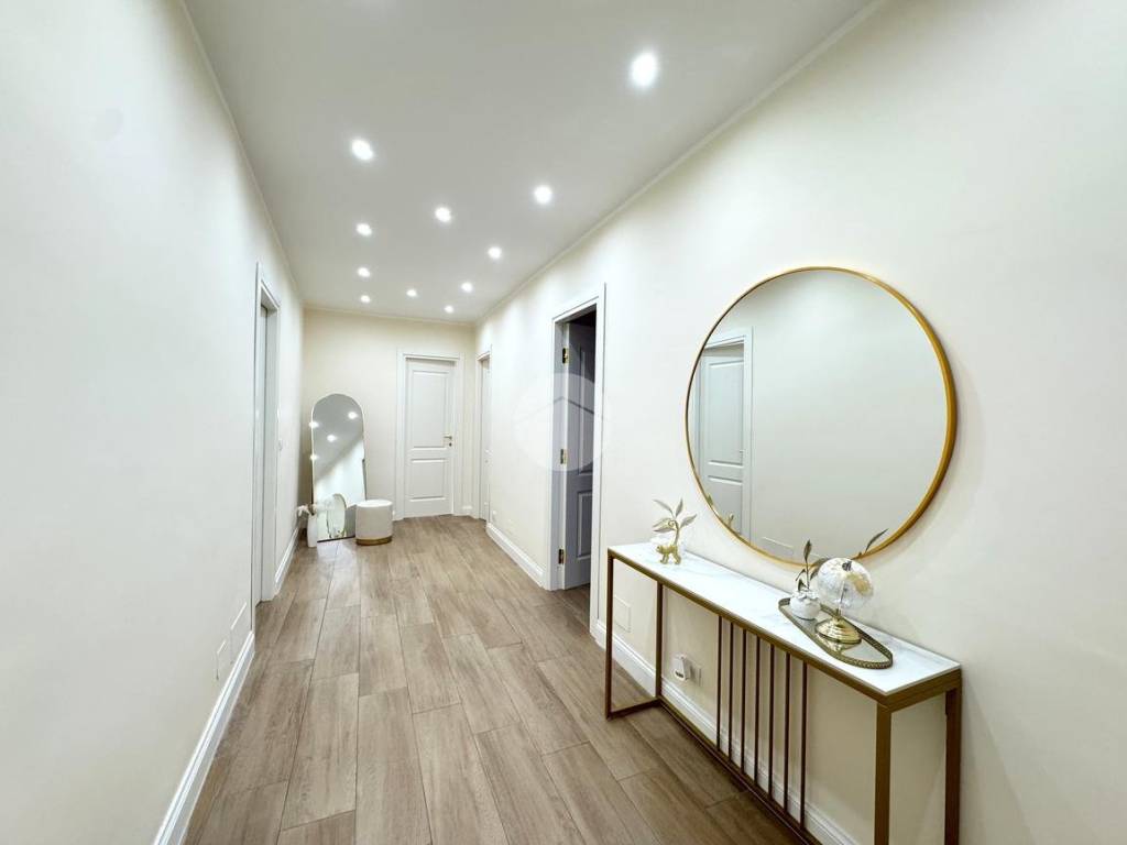 appartamento in vendita a Palermo in zona Zisa